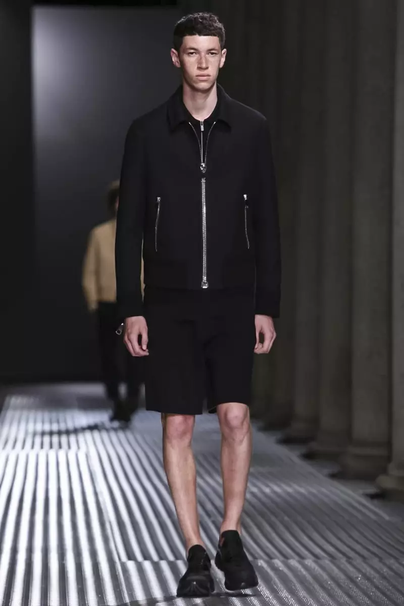 Neil Barrett Menswear Collectie Lente Zomer 2015 in Milaan