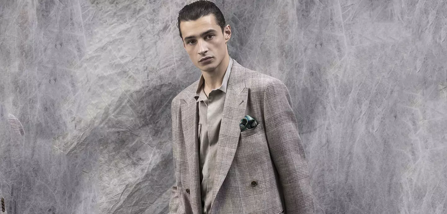 Populiarus modelis Adrien Sahores, skirtas Giorgio Armani vyrų lookbook SS19