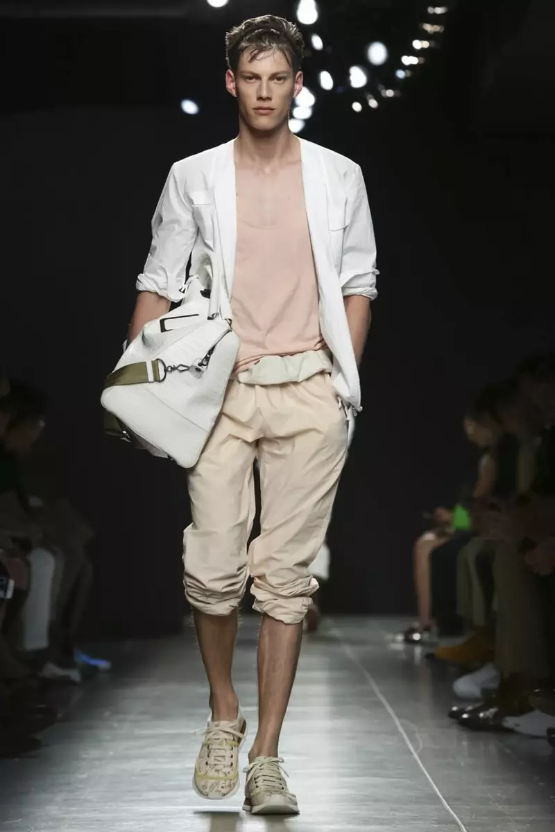 Pertunjukan fesyen Bottega Veneta, Menswear Colletion Spring Summer 2015 di Milan