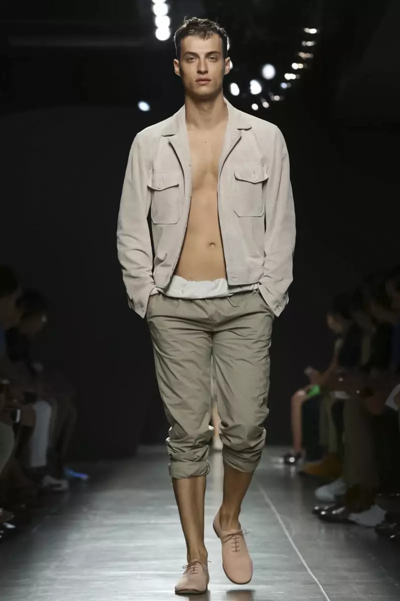 Bottega Veneta modevisning, herrkollektion vårsommar 2015 i Milano