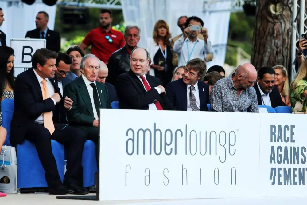 Tiománaithe F1 ar Rúidbhealach an Amber Lounge ag Grand Prix Monacó 2018