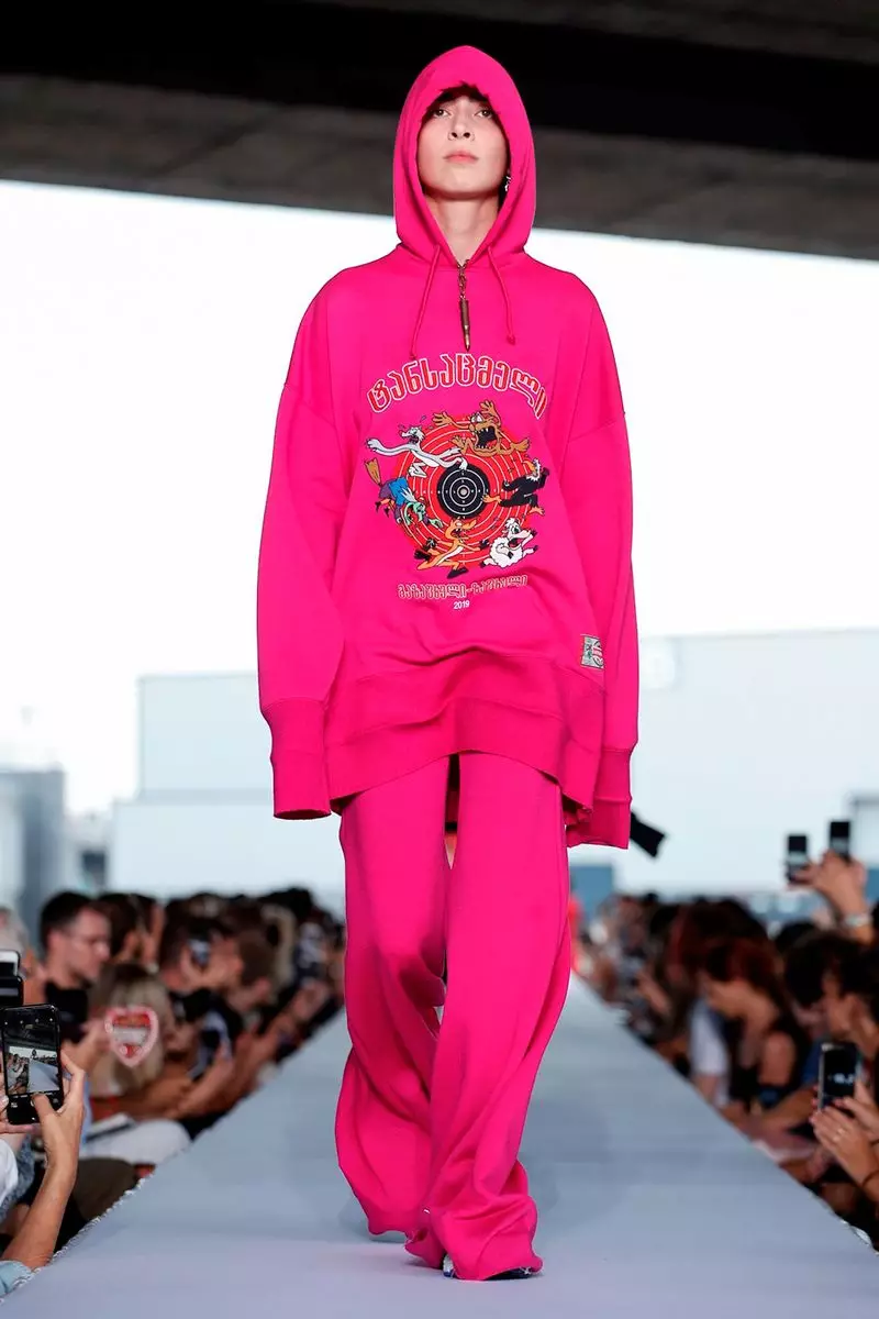 Vetements Giyime Hazır İlkbahar Yaz 2019 Paris1