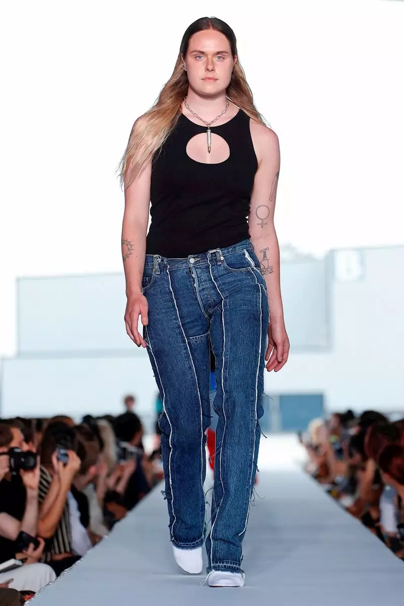 Vetements Giyime Hazır İlkbahar Yaz 2019 Paris17