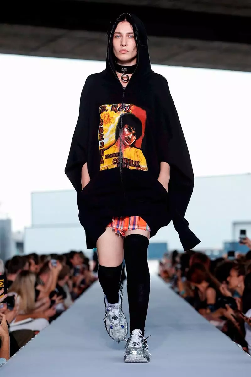 Vetements Geyinməyə Hazırdır Yaz Yayı 2019 Paris2