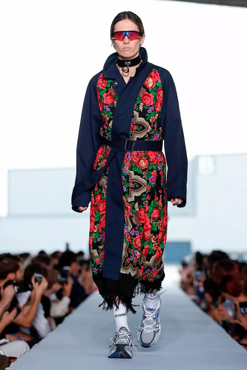 Vetements বসন্ত গ্রীষ্ম 2019 Paris28 পরতে প্রস্তুত