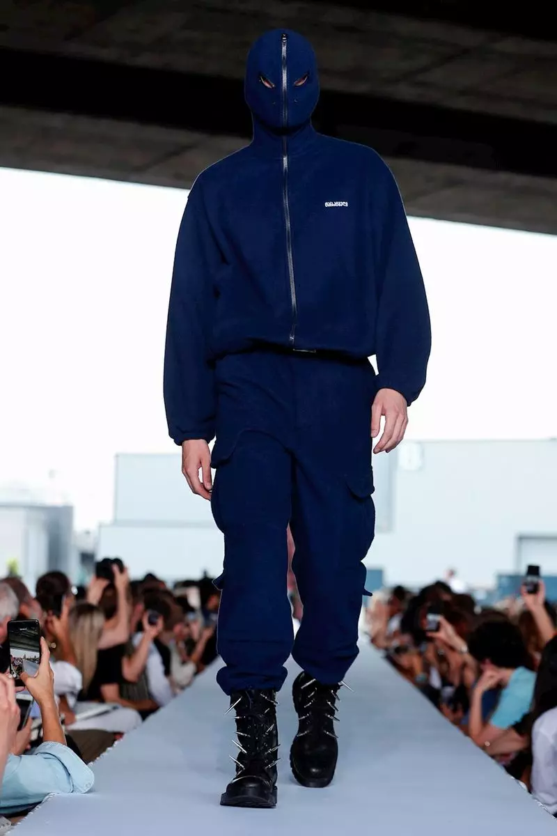 Vetements 2019 春夏成衣系列 Paris42