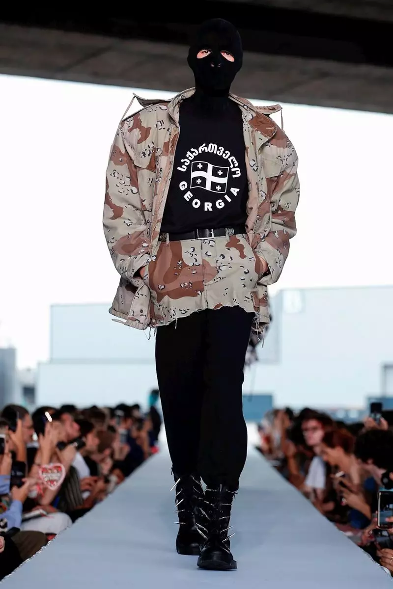 Vetements Giyime Hazır İlkbahar Yaz 2019 Paris6