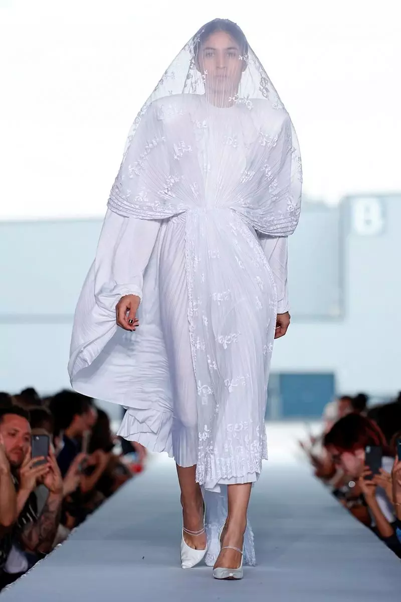 Vetements kandmisvalmis kevadsuvi 2019 Paris65