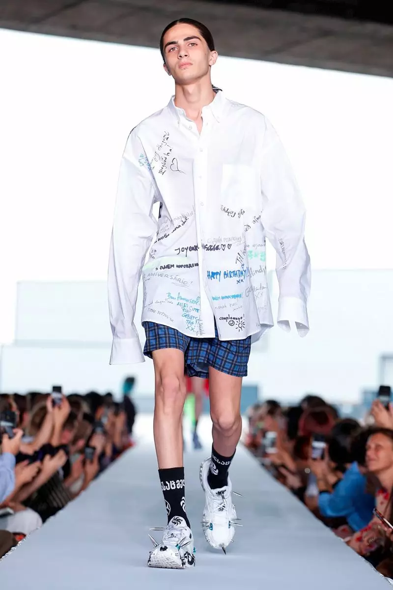 Vetements Ready To Wear Forår Sommer 2019 Paris69