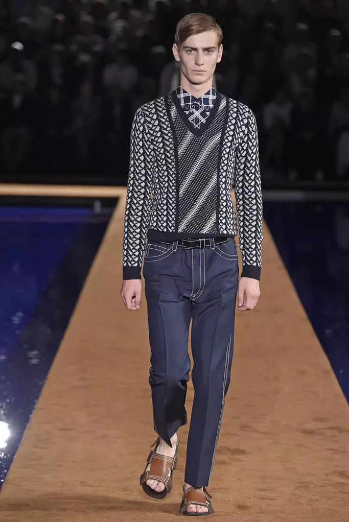 Prada-Férfiak-Tavasz-Nyár-2015-Milánó-Divathét-021