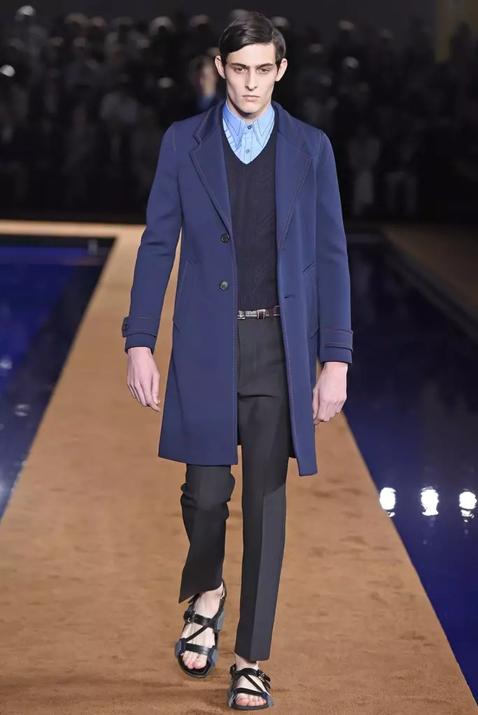 Prada-Férfiak-Tavasz-Nyár-2015-Milánó-Divathét-026