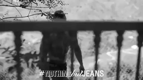 დიმიტრი თუმაში სერჟ ლის ფილმში #NothingButJeans