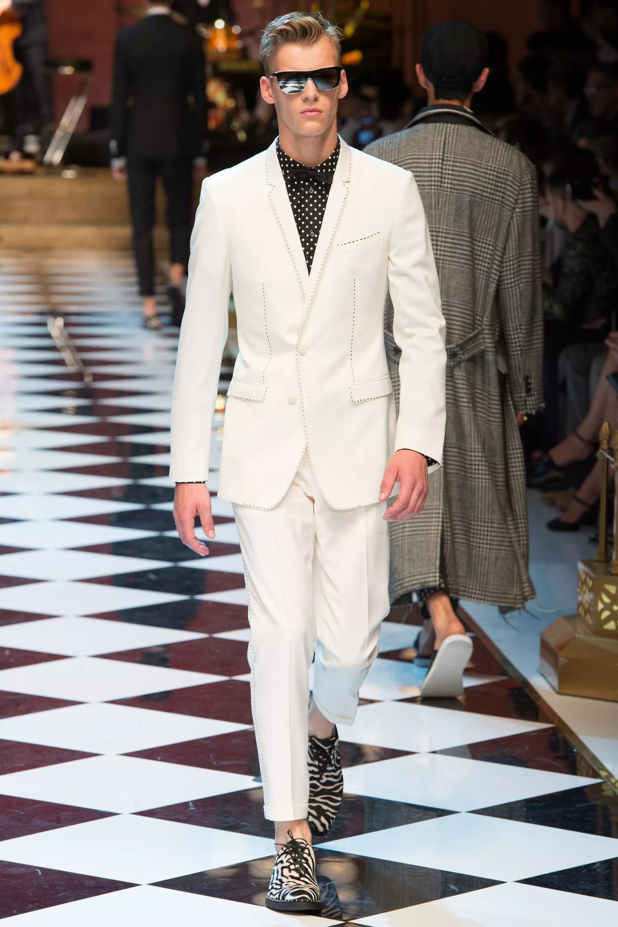 DOLCE&GABBANA HOMME PRINTEMPS ÉTÉ 2017 MILAN (8)